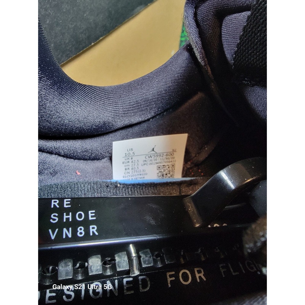 Jordan MA2 Bred W - CW5992-600 Size 10.5 - with original box excellent condition - Picture 10 of 13